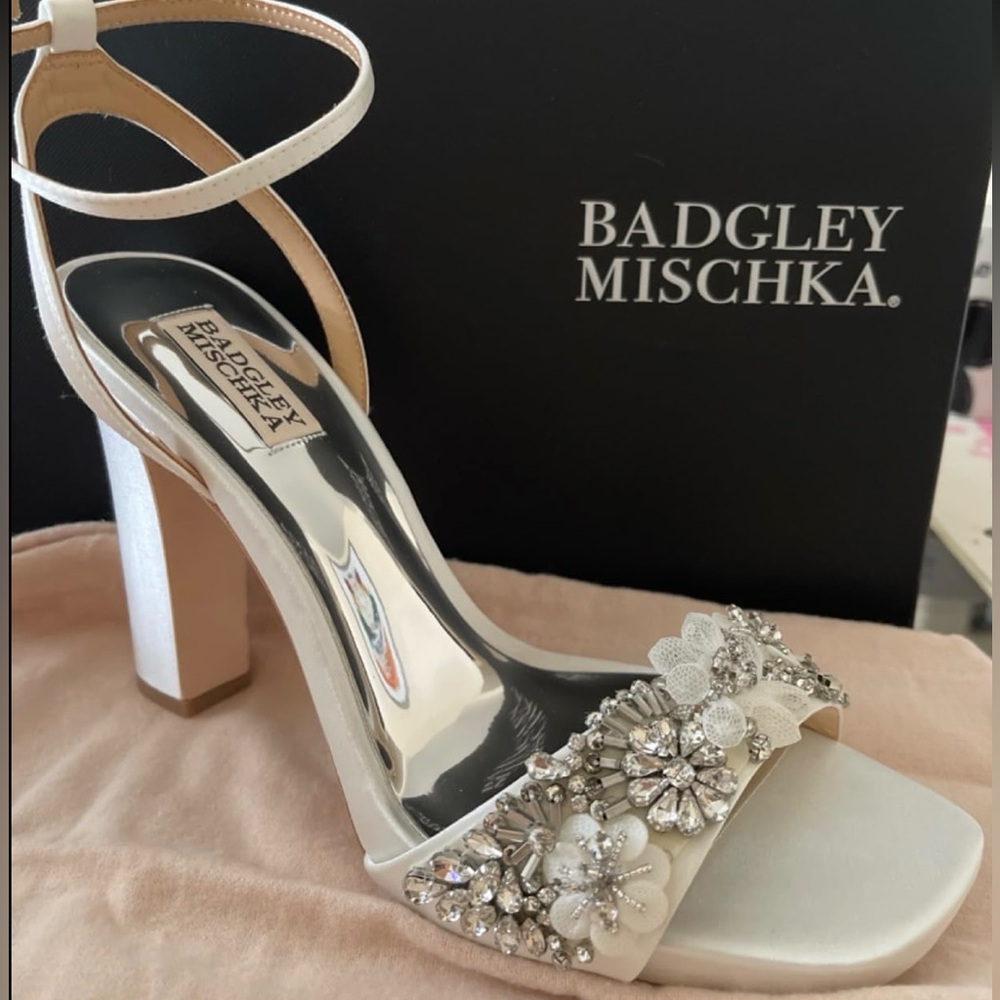 Badgley Mischka Women's White Embellished Block Heel Sandals